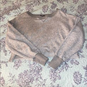 ⭐️⭐️ Gray crop top sweater size small